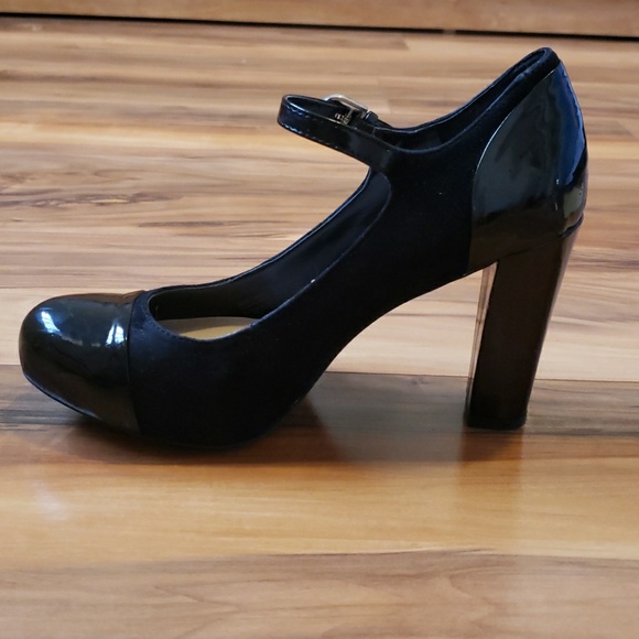 Franco Sarto Shoes - Franco Sarto Dabble Black Leather Pumps 6M